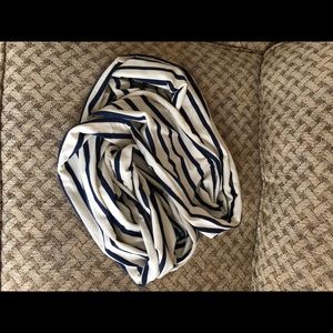 Blue & Ivory Infinity Circle Scarf